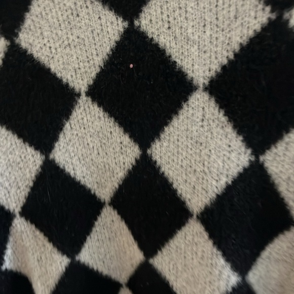 Cropped sweater size x - Picture 3 of 4